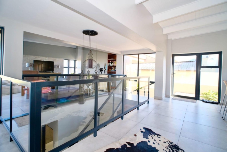 3 Bedroom Property for Sale in Calypso Beach Western Cape